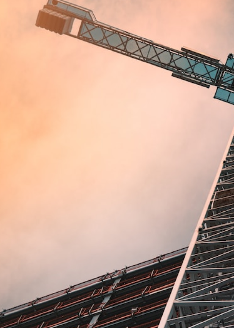 construction creek tower dubai